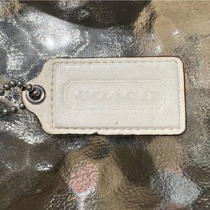 COACH HANG TAG- WHITE